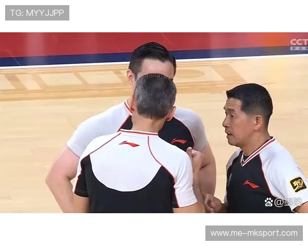 【裁判揭秘】犯规判罚的精准标准，如何确保比赛公正？，犯规判罚方法