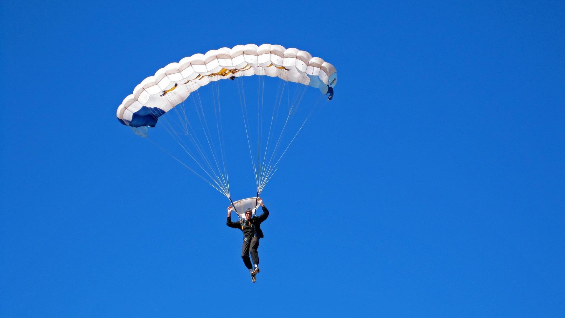 中国登山队在国际赛事中高歌猛进夺金牌,中国登山国家队